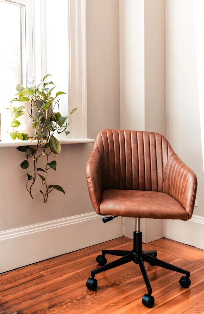 Best ergonomic sitting posture for Office Chair for SI Joint Pain: 7 PT-Backed Picks - real product photo