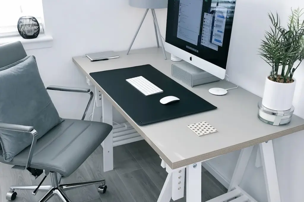 Complete ergonomic workstation with adjustable desk